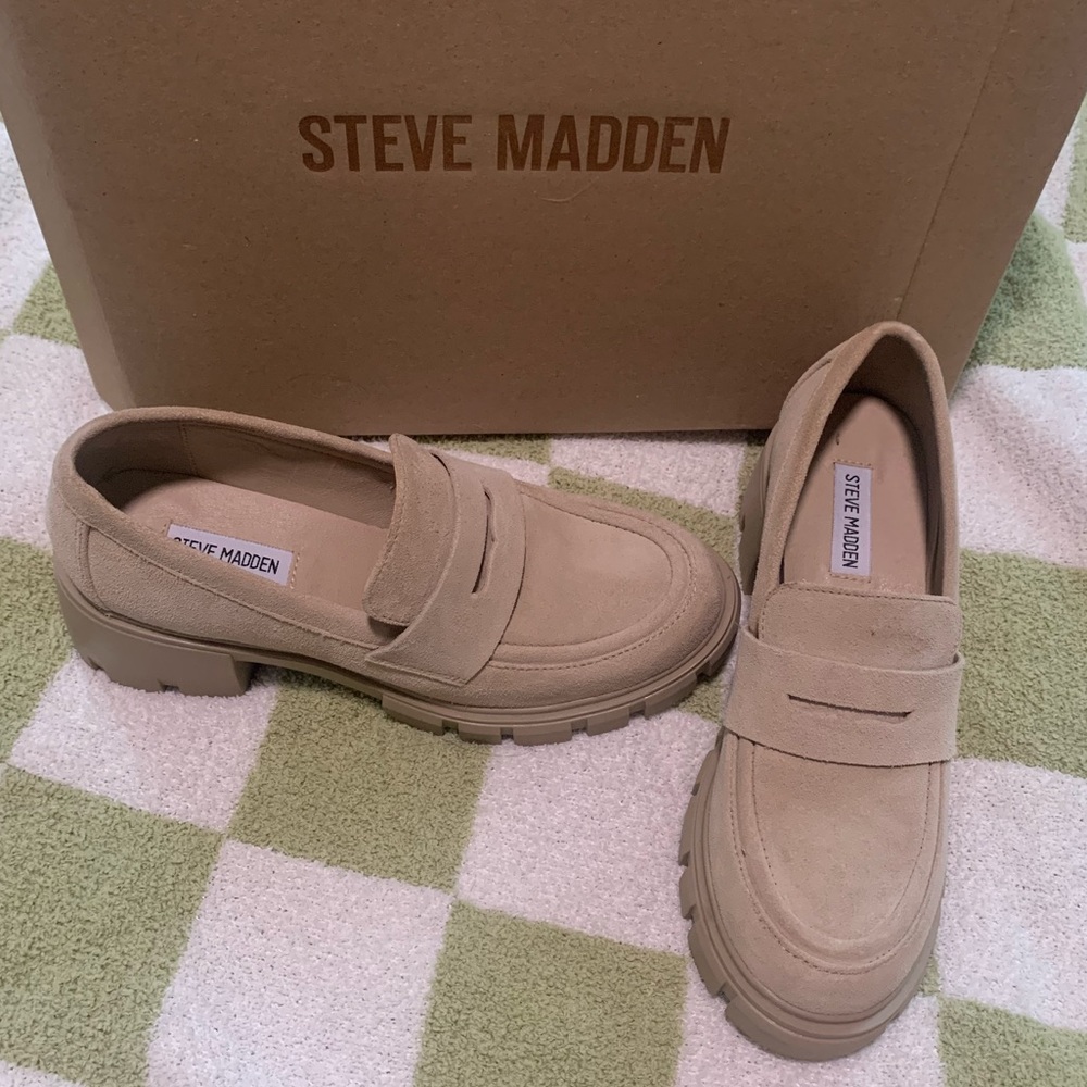 Steve Madden loafers size 9